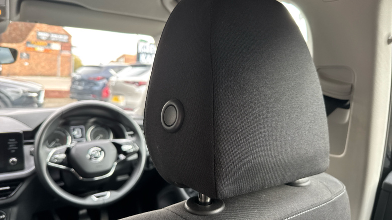 Skoda Kamiq 1.0 TSI 110 SE 5dr Petrol Hatchback